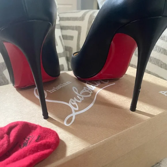 Christian Louboutin Black Kate 100 Nappa Shiny Heels